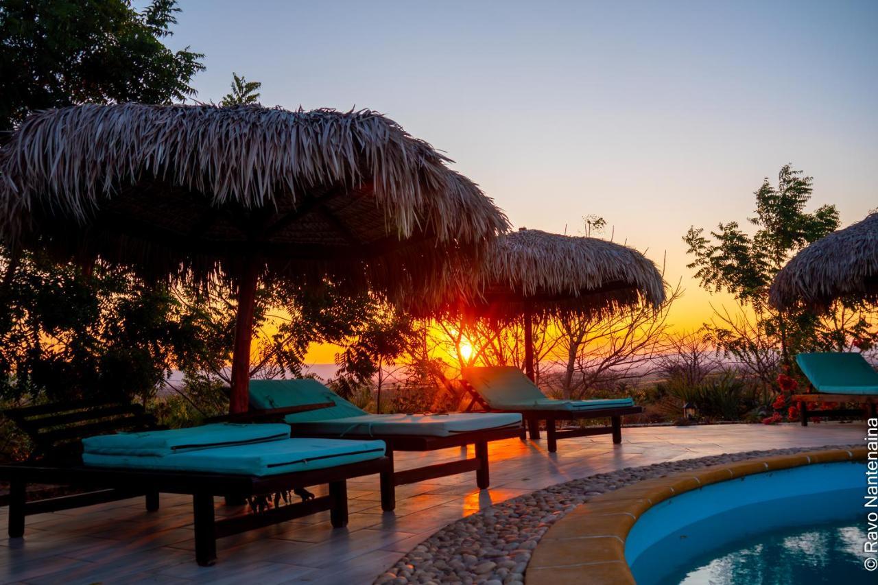 Eden De La Tsiribihina Hotel Miandrivazo Buitenkant foto