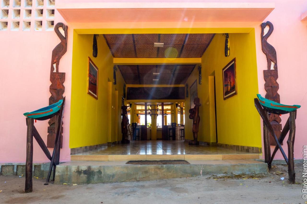 Eden De La Tsiribihina Hotel Miandrivazo Buitenkant foto