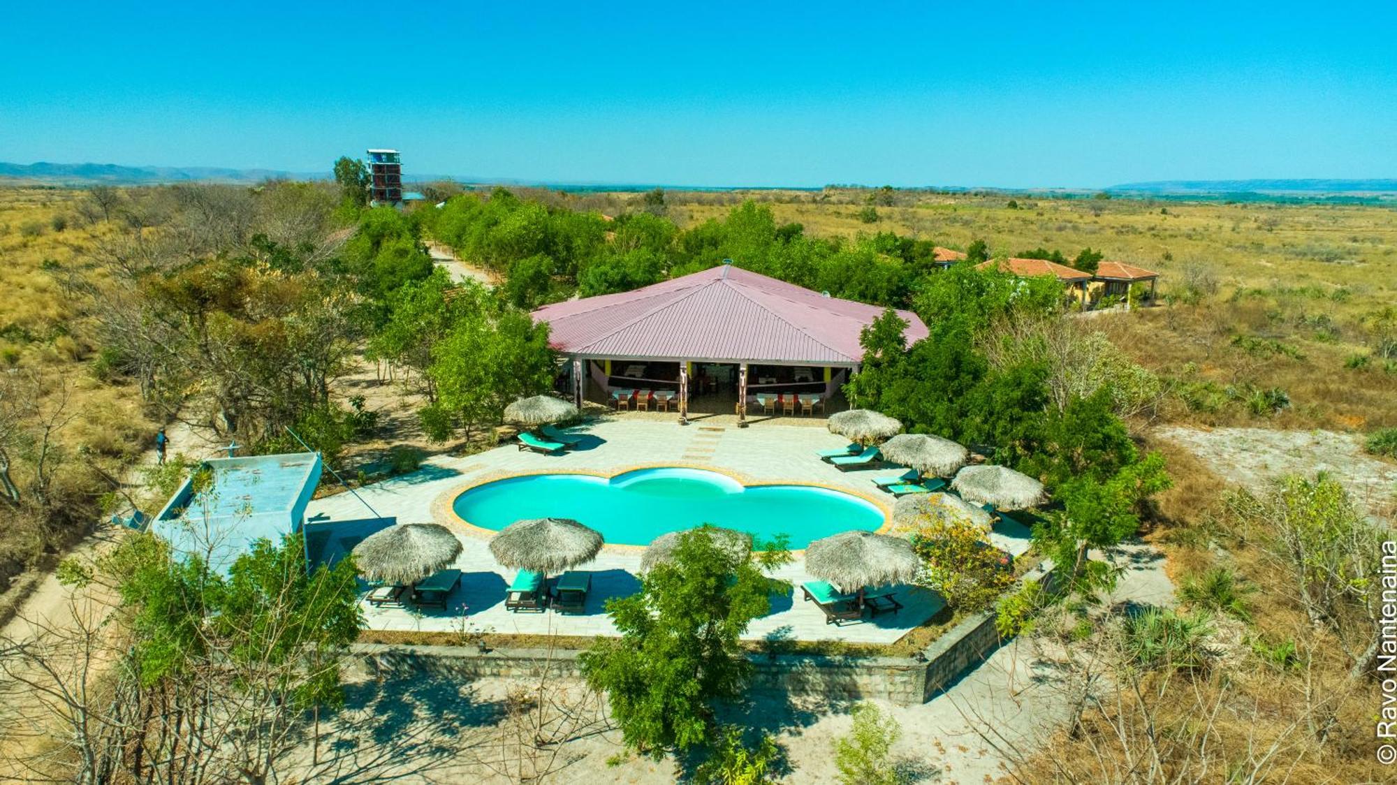 Eden De La Tsiribihina Hotel Miandrivazo Buitenkant foto