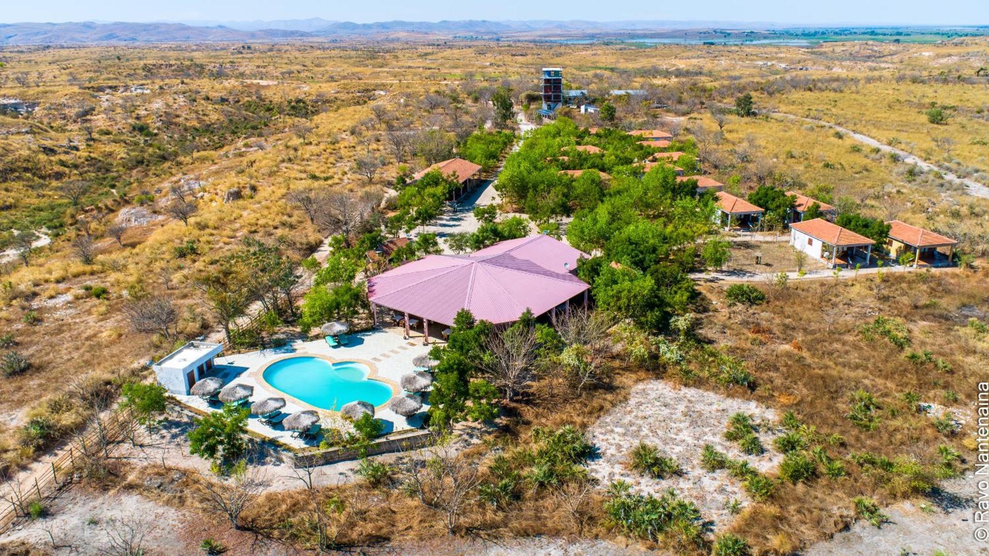 Eden De La Tsiribihina Hotel Miandrivazo Buitenkant foto