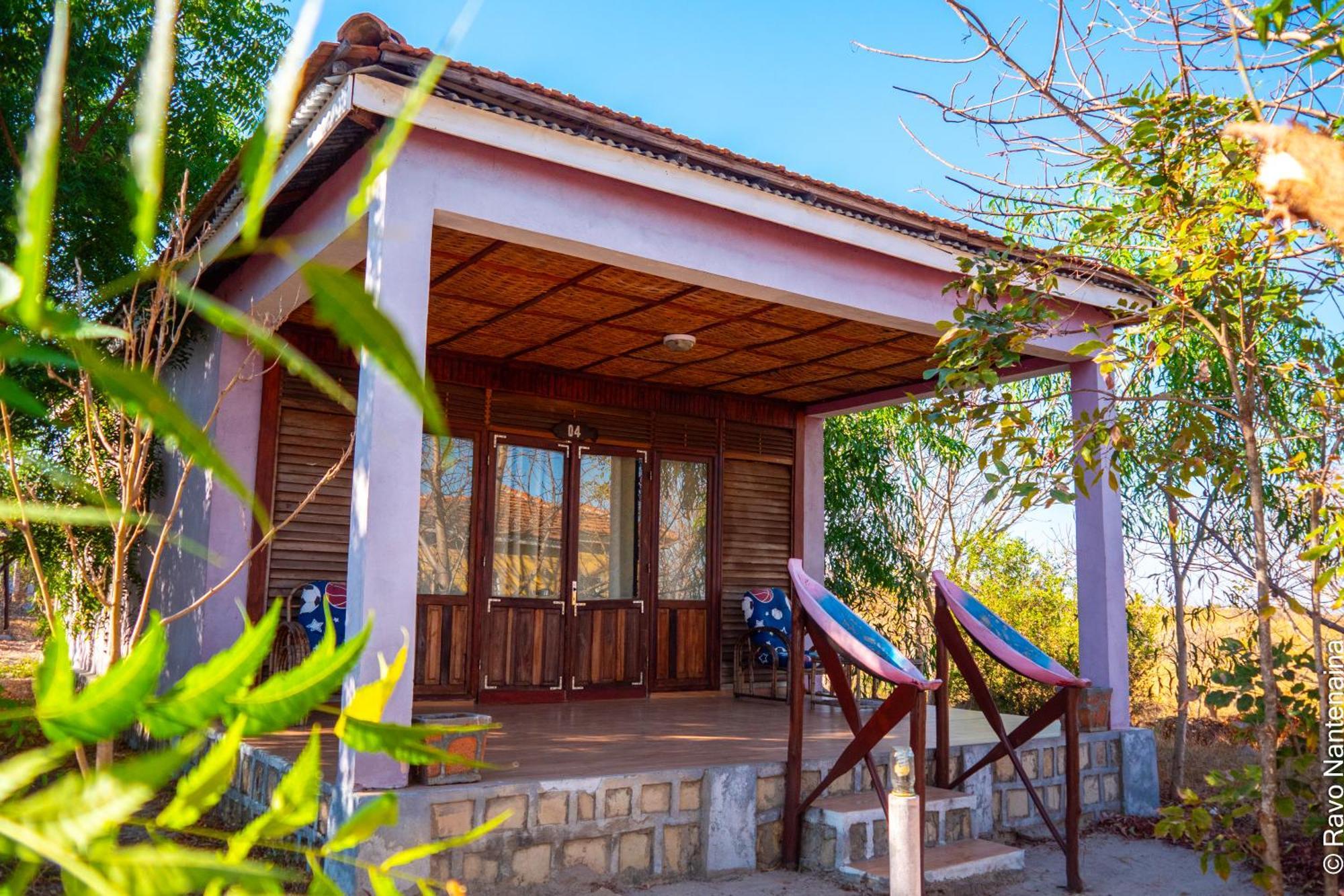 Eden De La Tsiribihina Hotel Miandrivazo Buitenkant foto